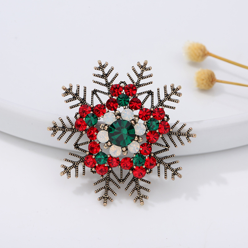 Christmas series jewelry brooc - огляд і ціна Embroidery Alphabet