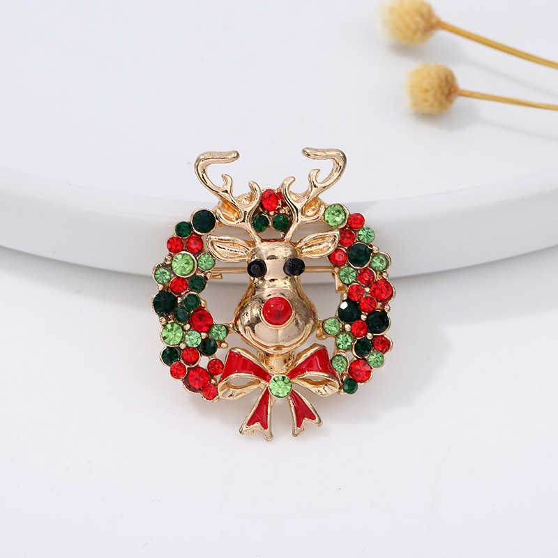 Christmas series jewelry brooc - огляд і ціна Embroidery Alphabet